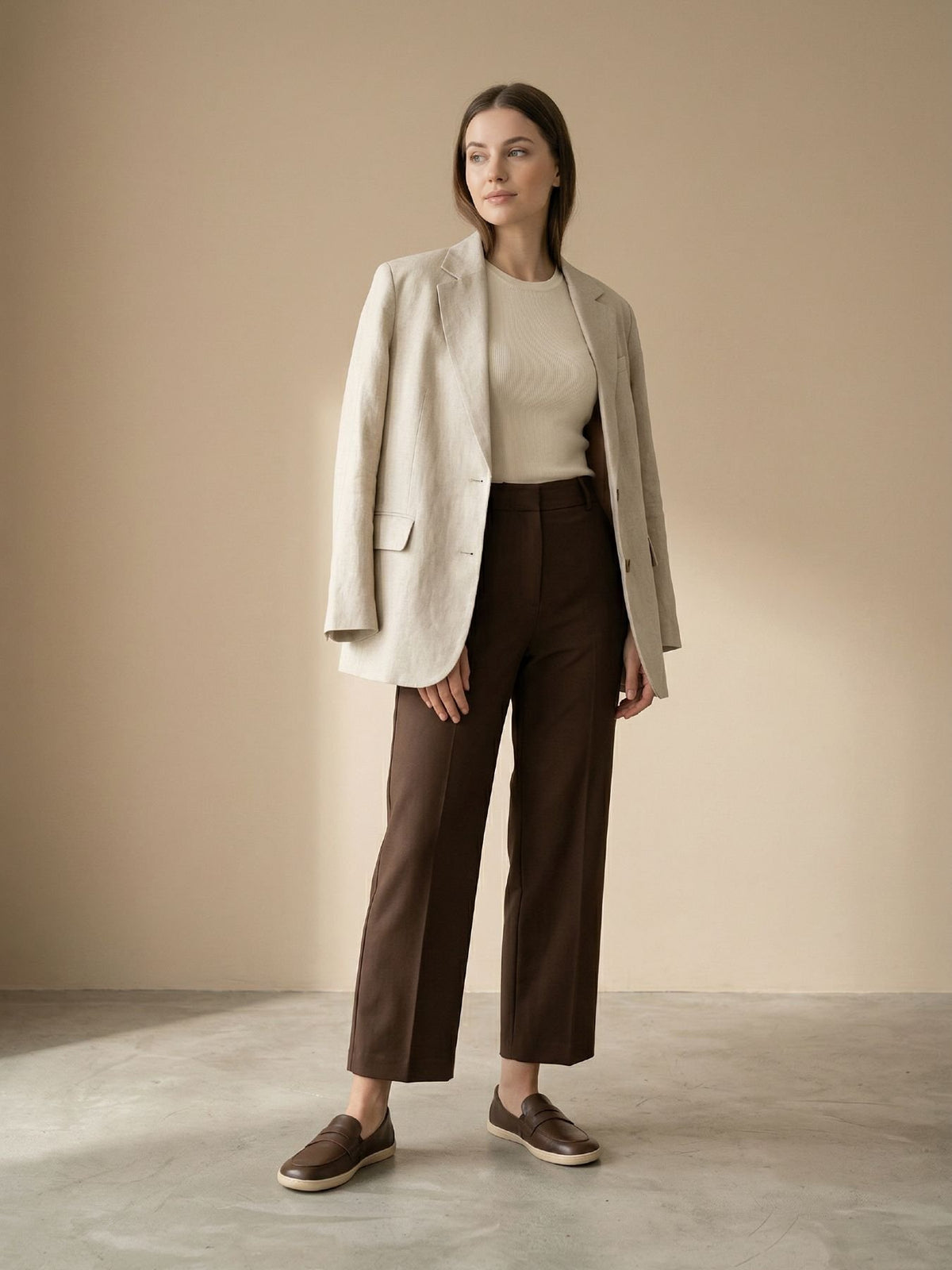 Buena - Dark Brown & Beige