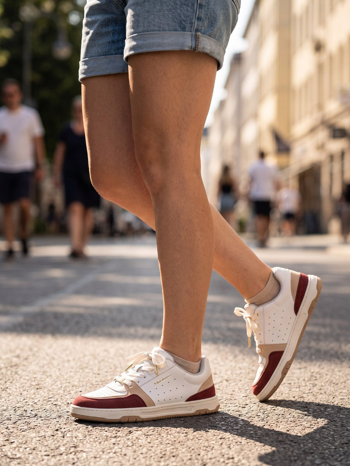 Wave 2.0 - White & Burgundy