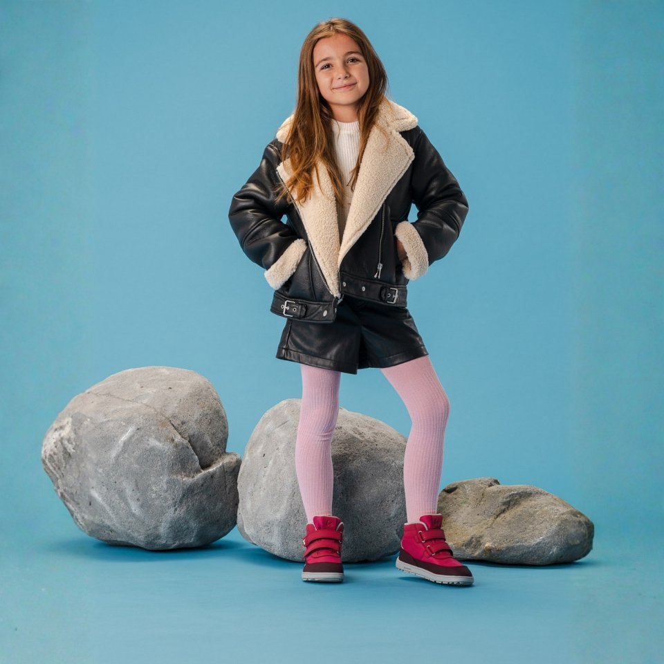 Bottes portées par un enfant