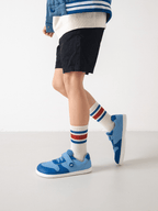 Chaussures barefoot bleues pour enfant, confort naturel, pieds libres, idéales pour la marche