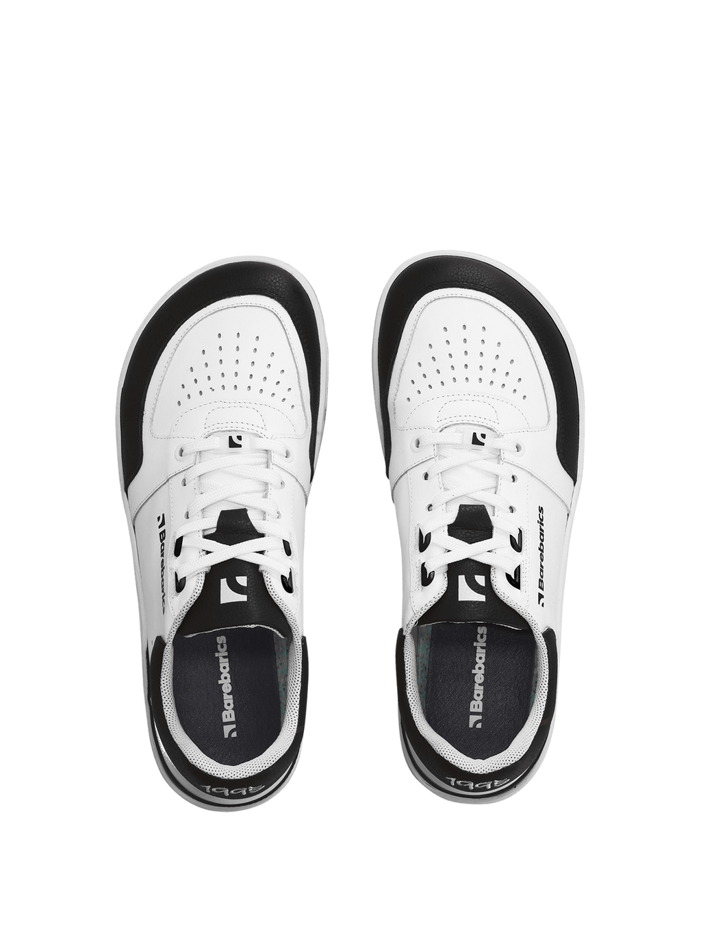 Barebarics Wave – White & Black Les Barebarics Wave White & Black associent un design intemporel à tous les avantages d'une véritable chaussure barefoot. Fabriquées en cuir Nappa premium, elles offrent un confort exceptionnel, une grande liberté de mouve - Pas Naturels